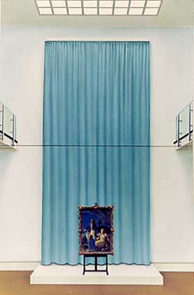 GRoßer Blauer Vorhang